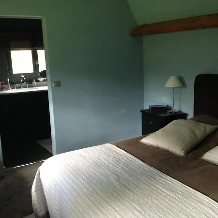 بيت للعطل Chaumiere De Charme Avec Piscine *