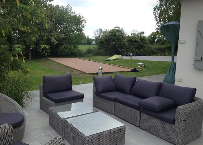 Chaumiere De Charme Avec Piscine Сasa de vacaciones *