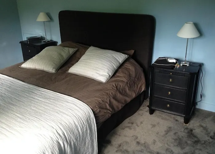 Chaumiere De Charme Avec Piscine Сasa de vacaciones *