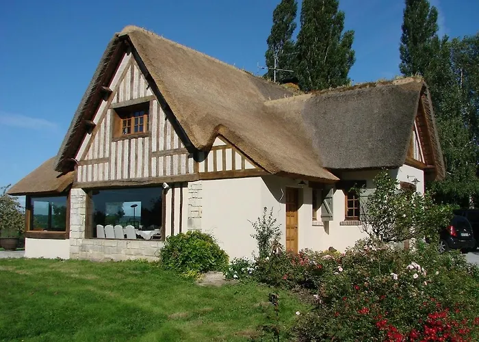 Chaumiere De Charme Avec Piscine * Tourgéville